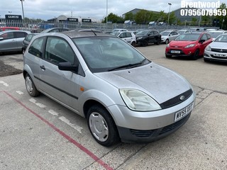 Location: Brentwood - 2005 FORD FIESTA STUDIO 3 Door Hatchback REG: MV55XXT, Keys: No, MOT Expiry date: 12.07.2026, 1242 Petrol, 5 Speed Manual Petrol, Former Keepers: 3