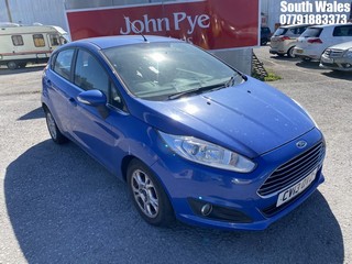Location: South Wales - 2013 FORD FIESTA ZETEC ECONETIC TDC 5 Door Hatchback REG: CV13OVZ, Keys: No, MOT Expiry date: 08/05/2026, 1560 Diesel, 5 Speed Manual Diesel, Former Keepers: 3