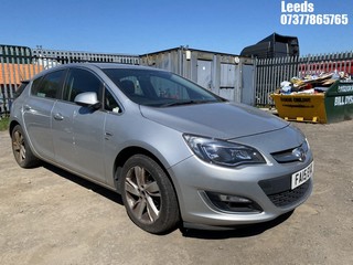 Location: Leeds - 2015 VAUXHALL ASTRA SRI 5 Door Hatchback REG: FA15EVX, Keys: No, MOT Expiry date: 03-10-2026, 1398 Petrol, 5 Speed Manual Petrol, Former Keepers: 4