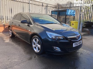 Location: Hayes - 2012 VAUXHALL ASTRA SRI TURBO 5 Door Hatchback REG: YX12WXM, Keys: No, MOT Expiry date: 02/03/2026, 1598 Petrol, 6 Speed Manual Petrol, Former Keepers: 8