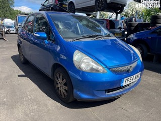 Location: Stapleford - 2004 HONDA JAZZ SE CVT 5 Door Hatchback REG: YP54WWV, Keys: Yes, MOT Expiry date: 10/07/2026, 1339 Petrol, Variable Speed Auto Petrol, Former Keepers: 7