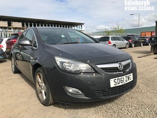 Location: Edinburgh - 2012 VAUXHALL ASTRA SRI 5 Door Hatchback REG: SD61ZWG, Keys: No, MOT Expiry date: 05/09/2025, 1598 Petrol, 5 Speed Manual Petrol, Former Keepers: 3
