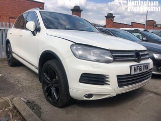 Location: Nottingham - 2011 VOLKSWAGEN TOUAREG V6 SE TDI BLUE TE Estate REG: MF61VNW, Keys: No, MOT Expiry date: 16/03/2026, 2967 Diesel, 8 Speed Auto Diesel, Former Keepers: 5