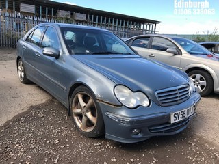 Location: Edinburgh - 2005 MERCEDES C200 CDI ELEGANCE SE AUTO 4 Door Saloon REG: SV55OVJ, Keys: No, MOT Expiry date: 13/02/2026, 2148 Diesel, 5 Speed Auto Diesel, Former Keepers: 4