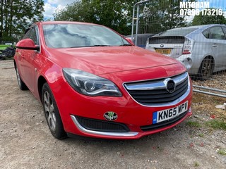 Location: Mitcham - 2015 VAUXHALL INSIGNIA TECH LINE CDTI A 5 Door Hatchback REG: KN65WPV, Keys: No, MOT Expiry date: 22/09/2026, 1956 Diesel, 6 Speed Auto Diesel, Former Keepers: 4