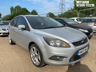 Location: Mitcham - 2009 FORD FOCUS TITANIUM 125 5 Door Hatchback REG: HN59WHJ, Keys: No, MOT Expiry date: 28/11/2025, 1798 Petrol, 5 Speed Manual Petrol, Former Keepers: 5