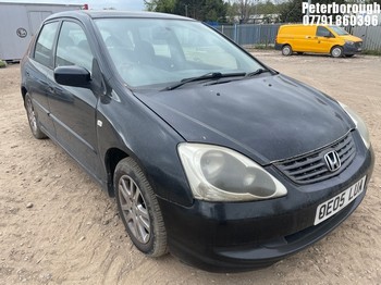 Location: Peterborough - 2005 HONDA CIVIC SE CTDI 5 Door Hatchback REG: OE05LUA, Keys: No, MOT Expiry date: 09/09/2026, 1686 Diesel, 5 Speed Manual Diesel, Former Keepers: 6
