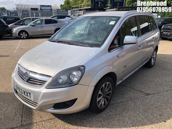 Location: Brentwood - 2013 VAUXHALL ZAFIRA DESIGN NAV MPV REG: DY63KXT, Keys: No, MOT Expiry date: 07/05/2025, 1598 Petrol, 5 Speed Manual Petrol, Former Keepers: 4