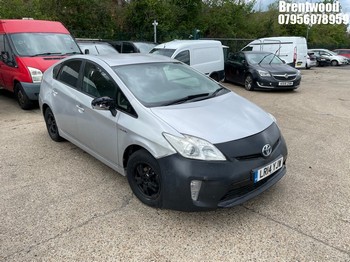 Location: Brentwood - 2014 TOYOTA PRIUS T3 VVT-I CVT 5 Door Hatchback REG: LR14YJW, Keys: No, MOT Expiry date: 23/10/2026, 1798 Hybrid Electric, Variable 1 Speed Auto Petrol/E, Former Keepers: 8