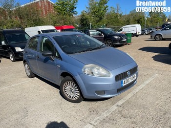 Location: Brentwood - 2007 FIAT GRANDE PUNTO ACTIVE 65 5 Door Hatchback REG: AD07OSF, Keys: No, MOT Expiry date: 10/02/2026, 1242 Petrol, 5 Speed Manual Petrol, Former Keepers: 10