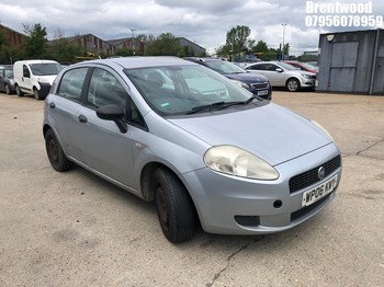 Location: Brentwood - 2006 FIAT GRANDE PUNTO ACTIVE 65 5 Door Hatchback REG: WP06KWY, Keys: No, MOT Expiry date: 17/07/2026, 1242 Petrol, 5 Speed Manual Petrol, Former Keepers: 6