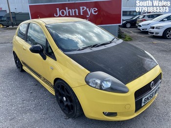 Location: South Wales - 2008 FIAT GRANDE PUNTO SPORTING T-J 3 Door Hatchback REG: BN58NHY, Keys: No, MOT Expiry date: 20-03-2026, 1368 Petrol, 5 Speed Manual Petrol, Former Keepers: 14