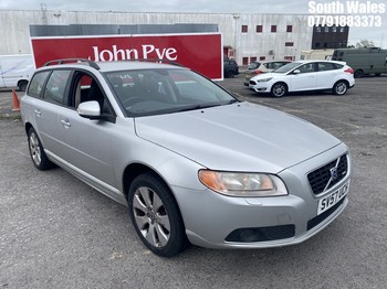 Location: South Wales - 2007 VOLVO V70 SE D AUTO Estate REG: SV57UCH, Keys: No, MOT Expiry date: 20/01/2025, 2400 Diesel, 6 Speed Auto Diesel, Former Keepers: 7
