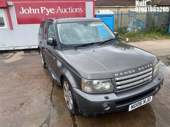 Location: Hull - 2006 LAND ROVER Light 4X4 Utility REG: NO06NJO, Keys: No, MOT Expiry date: 29/04/2026, 2720 Diesel,, Former Keepers: 13