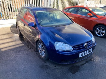 Location: Hayes - 2006 VOLKSWAGEN GOLF MATCH FSI 115 5 Door Hatchback REG: VE56BWG, Keys: No, MOT Expiry date: 24/11/2025, 1598 Petrol, 6 Speed Manual Petrol, Former Keepers: 6