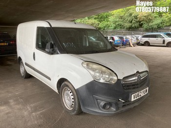 Location: Hayes - 2012 VAUXHALL COMBO 2000 L1H1 CDTI Panel Van REG: VU62YUW, Keys: No, MOT Expiry date: 12/11/2024, 1248 Diesel, 5 Speed Manual Diesel, Former Keepers: 5