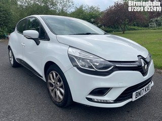 Location: Birmingham - 2017 RENAULT CLIO DYNAMIQUE NAV 5 Door Hatchback REG: BN17KXE, 1149 Petrol, 5 Speed Manual Petrol, Former Keepers: 4, Keys: Yes, MOT Expiry date: 04/05/2026