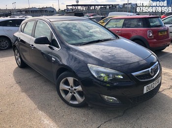 Location: Brentwood - 2012 VAUXHALL ASTRA SRI 5 Door Hatchback REG: DU12FFK, Keys: No, MOT Expiry date: 12/12/2026, 1598 Petrol, 5 Speed Manual Petrol, Former Keepers: 7