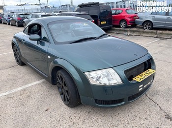 Location: Brentwood - 2002 AUDI TT QUATTRO (180 BHP) Coupe REG: SL02KXS, Keys: No, MOT Expiry date: 01/05/2024, 1781 Petrol, 6 Speed Manual Petrol, Former Keepers: 12