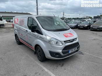 Location: Brentwood - 2015 FORD TRANSIT CUSTOM 290 TREND Panel Van REG: FD15BDE, Keys: No, MOT Expiry date: 23/06/2026, 2198 Diesel, 6 Speed Manual Diesel, Former Keepers: 4