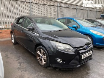 Location: Hayes - 2012 FORD FOCUS ZETEC 125 5 Door Hatchback REG: YK12WYH, Keys: No, MOT Expiry date: 25/08/2026, 1596 Petrol, 5 Speed Manual Petrol, Former Keepers: 6