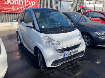 Location: Hayes - 2013 SMART FORTWO PASSION MHD AUTO Coupe REG: KS62HBU, Keys: No, MOT Expiry date: 10/02/2026, 999 Petrol, 5 Speed Auto Petrol, Former Keepers: 2