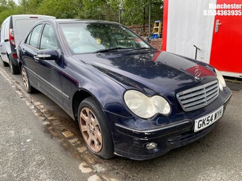 Location: Manchester - 2004 MERCEDES C200 KOMP. ELEGANCE SE A 4 Door Saloon REG: GK54WYH, 1796cc PETROL, 5 Speed Auto Petrol, Former Keepers: 4, Keys: No, MOT Expiry date: 26/04/2026