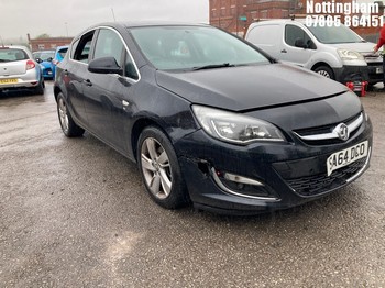 Location: Nottingham - 2014 VAUXHALL ASTRA SRI CDTI AUTO 5 Door Hatchback REG: SA64DCO, Keys: No, MOT Expiry date: 17/12/2024, 1956 Diesel, 6 Speed Auto Diesel, Former Keepers: 4