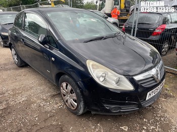 Location: Mitcham - 2009 VAUXHALL CORSA CLUB S-A 3 Door Hatchback REG: HY09OPW, Keys: No, MOT Expiry date: 03/04/2026, 1229 Petrol, 5 Speed Semi Auto Petrol, Former Keepers: 11