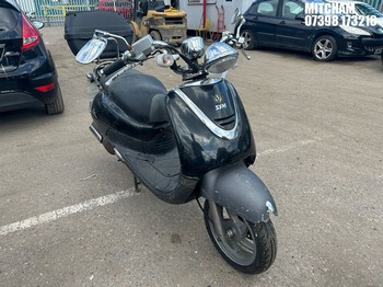 Location: Mitcham - 2011 SYM AJ12W ALLO 125 Motorcycle REG: PO61KMY, Keys: No, MOT Expiry date: 30/01/2021, 125 Petrol, AUTOMATIC, Former Keepers: 1