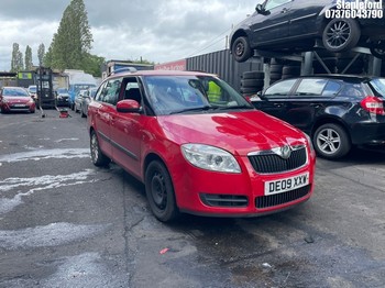 Location: Stapleford - 2009 SKODA FABIA 2 TDI 80 Estate REG: DE09XXW, Keys: Yes, MOT Expiry date: 26/01/2026, 1422 Diesel, 5 Speed Manual Diesel, Former Keepers: 4