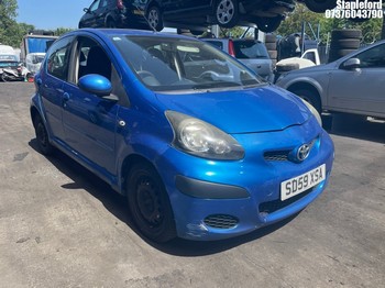 Location: Stapleford - 2009 TOYOTA AYGO BLUE VVT-I 5 Door Hatchback REG: SD59XSA, Keys: Yes, MOT Expiry date: 12/12/2025, 998 Petrol, 5 Speed Manual Petrol, Former Keepers: 6