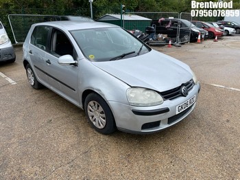 Location: Brentwood - 2006 VOLKSWAGEN GOLF S AUTO 5 Door Hatchback REG: GK06RZC, Keys: No, MOT Expiry date: 30.01.2026, 1598 Petrol, 6 Speed Auto Petrol, Former Keepers: 9