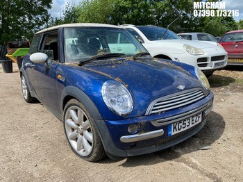 Location: Mitcham - 2003 MINI MINI COOPER 3 Door Hatchback REG: KG53EZF, Keys: No, MOT Expiry date: 14/07/2026, 1598 Petrol, 5 Speed Manual Petrol, Former Keepers: 7