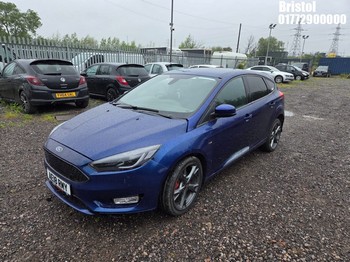Location: Bristol - 2018 FORD FOCUS ST-LINE X 5 Door Hatchback REG: AE18RMY, Keys: Yes, MOT Expiry date: 28/02/2023, 999 CC Petrol, 5 Speed Manual Petrol, Former Keepers: 1