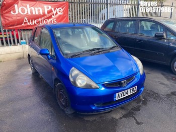 Location: Hayes - 2004 HONDA JAZZ SE CVT 5 Door Hatchback REG: AY04TBZ, Keys: No, MOT Expiry date: 27/10/2026, 1339 Petrol, Variable Speed Auto Petrol, Former Keepers: 3