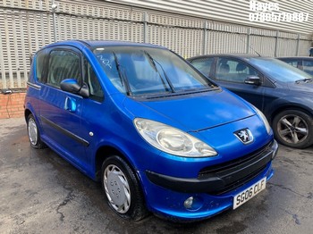 Location: Hayes - 2006 PEUGEOT 1007 DOLCE 3 Door Hatchback REG: SG06CLF, Keys: No, MOT Expiry date: 08/07/2026, 1360 Petrol, 5 Speed Manual Petrol, Former Keepers: 6