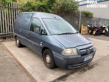 Location: Hayes - 2006 PEUGEOT EXPERT 900 HDI Panel Van REG: EO06LBP, Keys: No, MOT Expiry date: 30/09/2025, 1997 Diesel, 5 Speed Manual Diesel, Former Keepers: 2