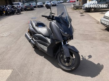 Location: Hayes - 2021 YAMAHA X-MAX 300 (CZD 300-A) Motorcycle REG: BG71OXM, Keys: No, MOT Expiry date: 12/11/2025, 292 Petrol, Automatic, Former Keepers: 5