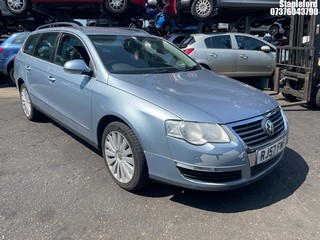 Location: Stapleford - 2007 VOLKSWAGEN PASSAT SE FSI Estate REG: RJ57FMF, Keys: No, MOT Expiry date: 14/10/2026, 1984 Petrol, 6 Speed Manual Petrol, Former Keepers: 3