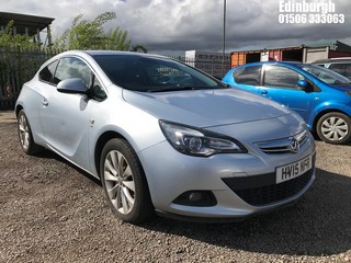 Location: Edinburgh - 2015 VAUXHALL ASTRA GTC SRI S/S 3 Door Hatchback REG: HV15NFR, Keys: No, MOT Expiry date: 29/01/2026, 1364 Petrol, 6 Speed Manual Petrol, Former Keepers: 5