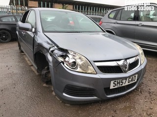 Location: Edinburgh - 2007 VAUXHALL VECTRA EXCLUSIV 5 Door Hatchback REG: SH57GAO, Keys: No, MOT Expiry date: 30/11/2023, 1796 Petrol, 5 Speed Manual Petrol, Former Keepers: 9
