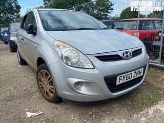 Location: Mitcham - 2010 HYUNDAI I20 CLASSIC 5 Door Hatchback REG: FY60ZHH, Keys: No, MOT Expiry date: 19/02/2026, 1248 Petrol, 5 Speed Manual Petrol, Former Keepers: 6