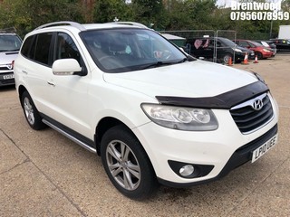 Location: Brentwood - 2010 HYUNDAI SANTA FE PREMIUM CRDI A Estate REG: LP10UEE, Keys: No, MOT Expiry date: 15/08/2026, 2199 Diesel, 6 Speed Auto Diesel, Former Keepers: 2
