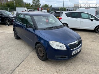 Location: Brentwood - 2008 SKODA FABIA 2 HTP 70 5 Door Hatchback REG: AN08DSU, Keys: No, MOT Expiry date: 21/03/2026, 1198 Petrol, 5 Speed Manual Petrol, Former Keepers: 7