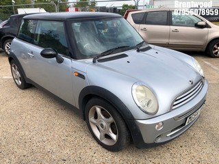 Location: Brentwood - 2004 MINI MINI COOPER 3 Door Hatchback REG: DG54VKB, Keys: No, MOT Expiry date: 20/12/2026, 1598 Petrol, 5 Speed Manual Petrol, Former Keepers: 6
