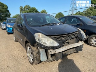 Location: Mitcham - 2010 RENAULT CLIO EXTREME 3 Door Hatchback REG: WJ10NZG, Keys: No, MOT Expiry date: 01/06/2026, 1149 Petrol, 5 Speed Manual Petrol, Former Keepers: 9