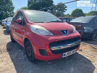 Location: Mitcham - 2010 PEUGEOT 107 URBAN S-A 5 Door Hatchback REG: WJ59JKF, Keys: No, MOT Expiry date: 17/02/2026, 998 Petrol, 5 Speed Semi Auto Petrol, Former Keepers: 7