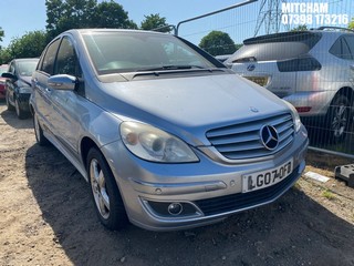 Location: Mitcham - 2007 MERCEDES B180 CDI SE CVT MPV REG: LG07OFD, Keys: No, MOT Expiry date: 10/05/2026, 1992 Diesel, Variable 1 Speed Auto Diesel, Former Keepers: 8