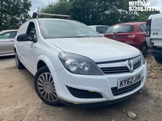 Location: Mitcham - 2013 VAUXHALL ASTRA SPORTIVE CDTI Car Derived Van REG: KY62JVN, Keys: No, MOT Expiry date: 02/02/2026, 1686 Diesel, 6 Speed Manual Diesel, Former Keepers: 3